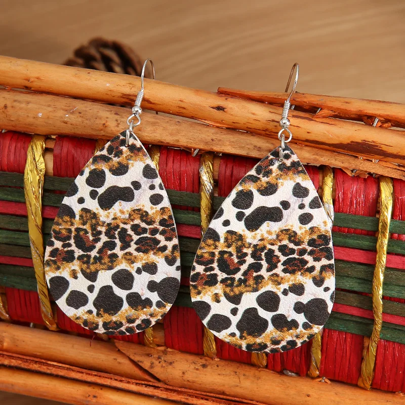 new water drop-shaped retro leopard print two-color leather earrings fashionable western style lychee pattern pu earrings