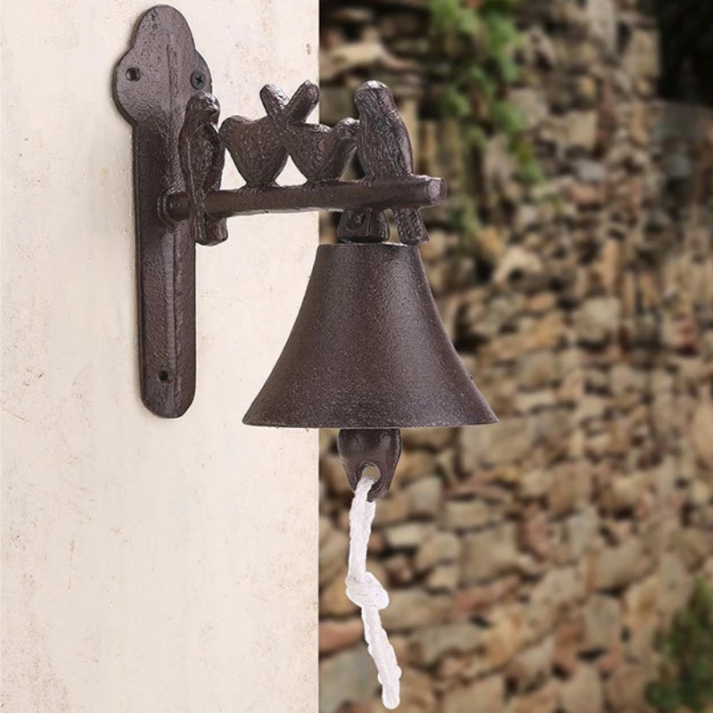 American Rural Cast Iron Bell Ringing Hand Ringing Bell Homestay Courtyard Garden Gate Retro Decoration Doorbell Room Decoration