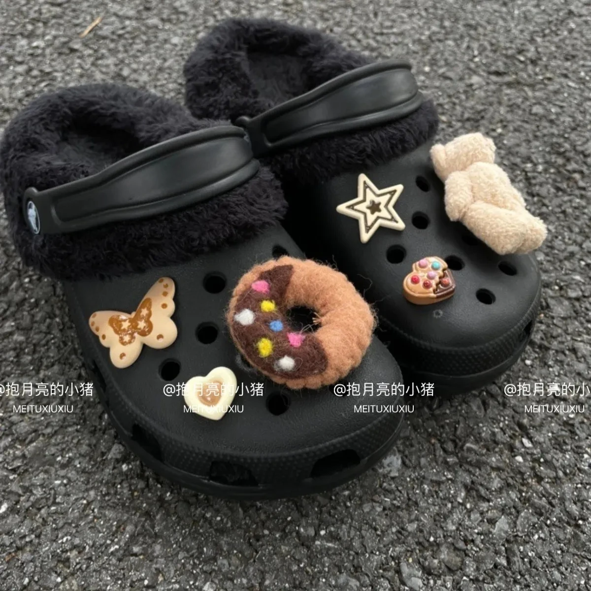 

Autumn and Winter Styles Charms for Crocs Cartoon Bear Doughnut Shoe Charms Accessories Decorations for Kids Gift Lovely