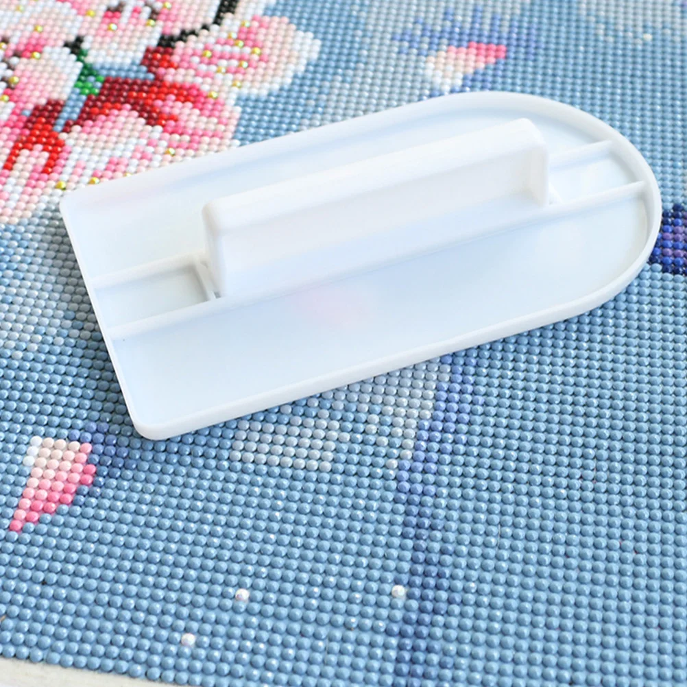 

3Pcs Premium Plastic Flattener Cross Stitch Pressing Tool Diamond Embroidery Fixator Lightweight Compact Easy Carry Store Gift