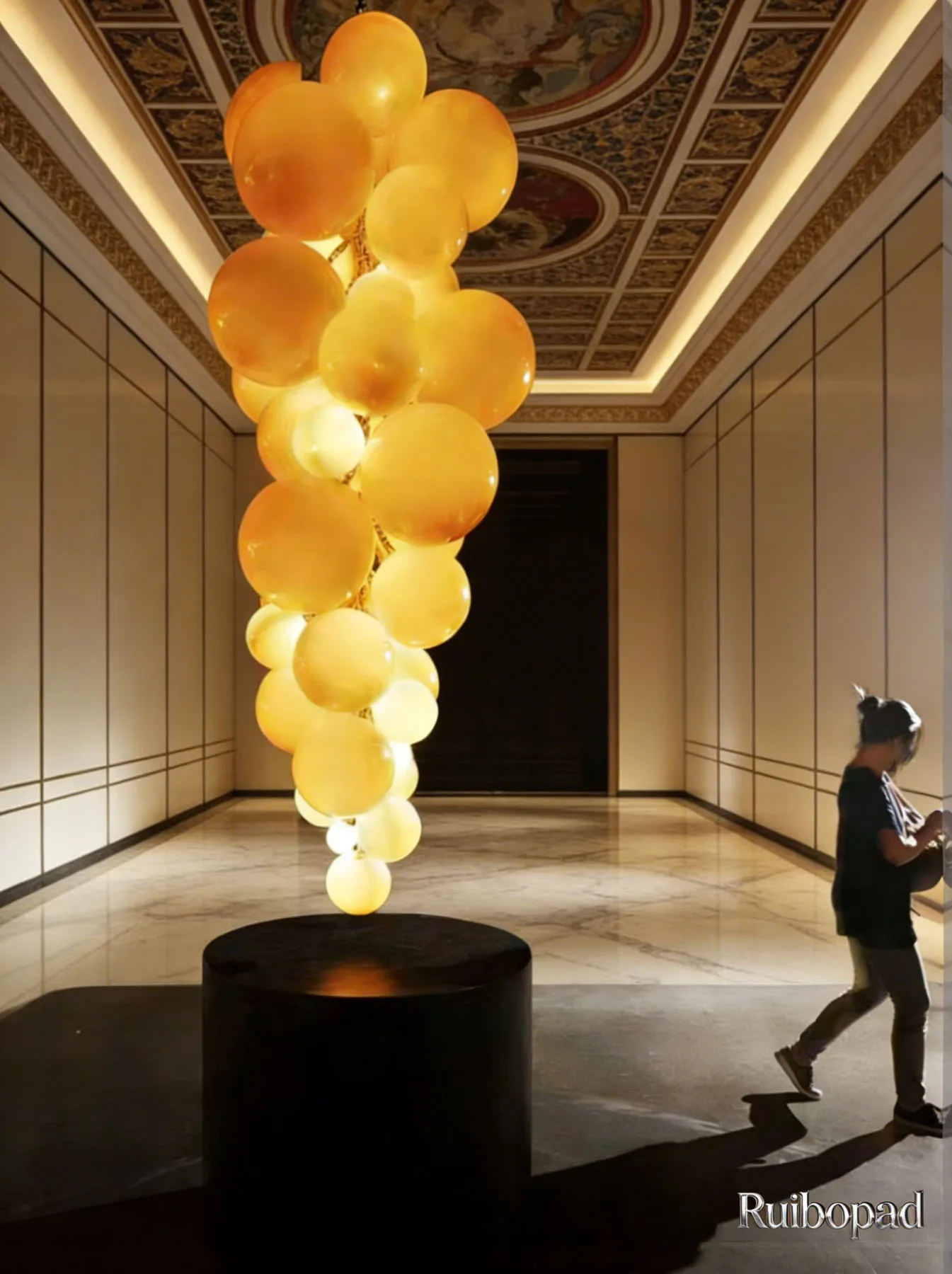 Luxury Grape Chandelier Italian Fruit Theme Art Lamp for Staircase Restaurant Hotel Lobby B&B Villa Decor