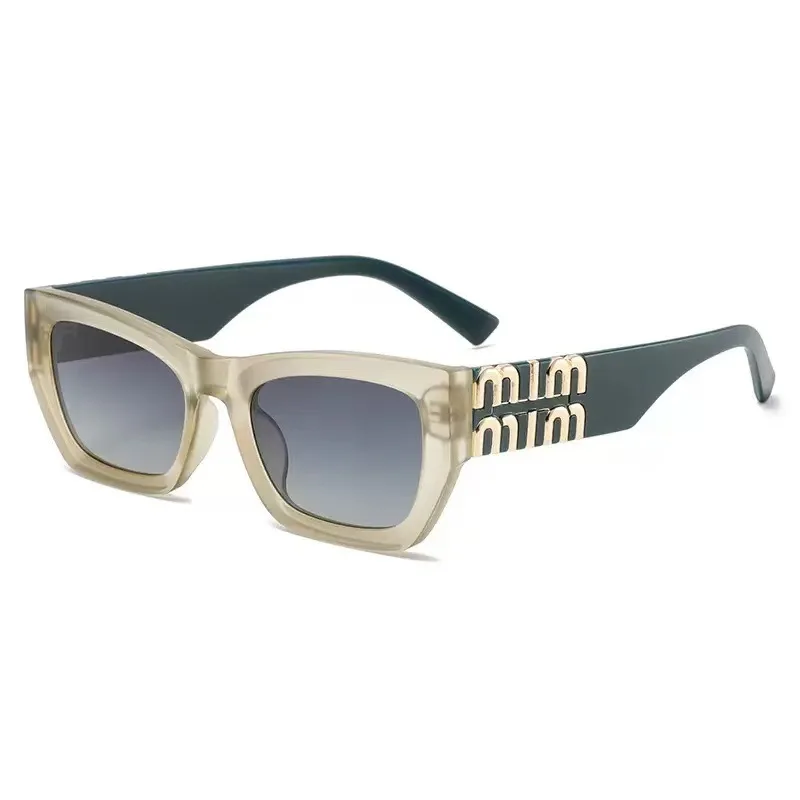 Simple Solid Color Square Frame Glasses with Decorative Temple Ends for Daily Wear And Street Photography image 4