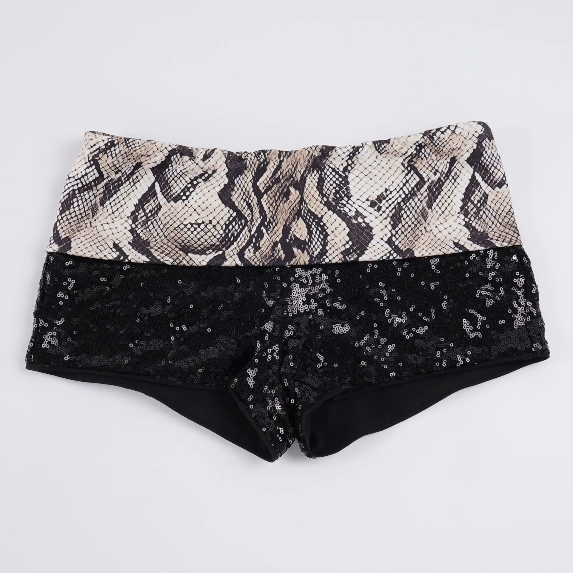 Новинка 2026, уличные индивидуальные женские сексуальные шорты с леопардовым принтом на талии Spice Girls, сексуальные шорты с пайетками