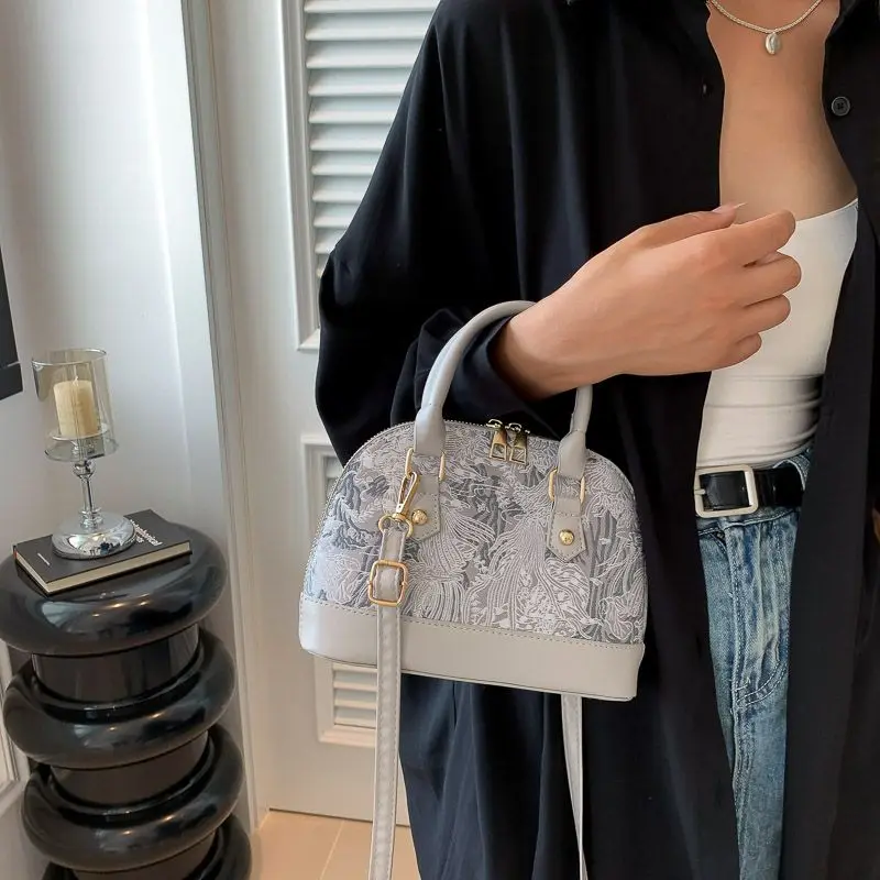 Korean Version Handbag Messenger Bag Lace Foreign Style Messenger Versatile Outdoor Shell Mobile Phone Bag Fashionable Simple