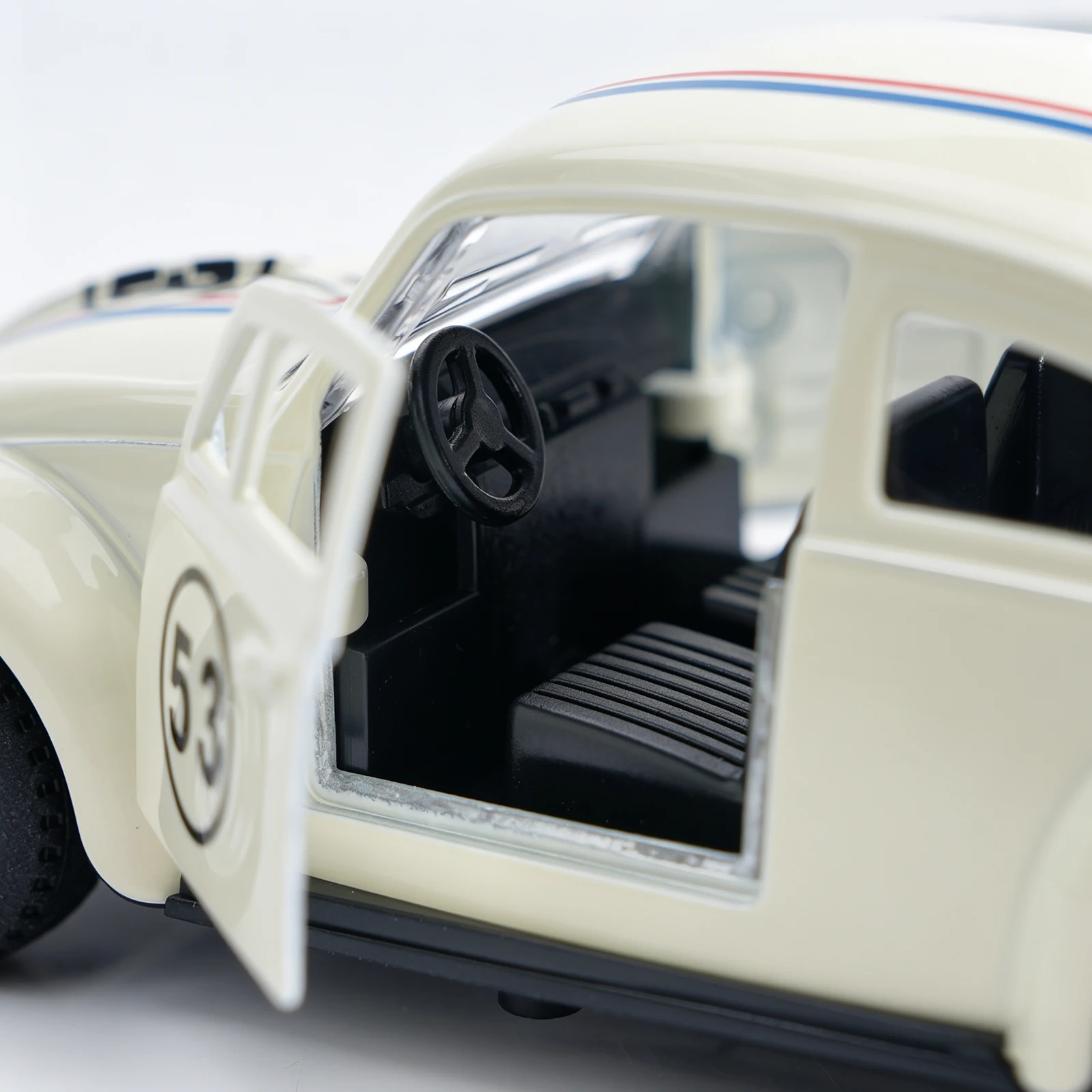 1:36 Scale Herbie No.53 Beetle Diecast Car, Pull-Back Alloy Model with Open Doors, Classic Racing Replica, Cream White Collectib image 4