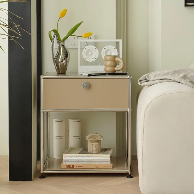 中世風ベッドサイドテーブル ホテル寝室 モダンシンプルラック インス風収納 テレビサイドキャビネット ステンレス製