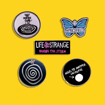 Life is Strange Pin Popular Game Badge Blue Butterfly Brooch Shirt Sweater Coat Backpack Pin Fashion Jewelry Accessories