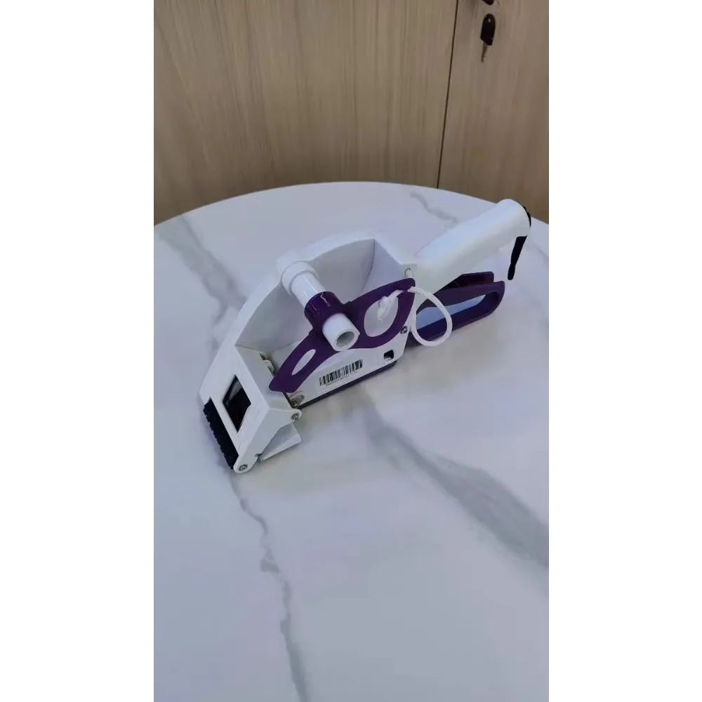 Handheld labeling machine, used for fast and easy product labeling