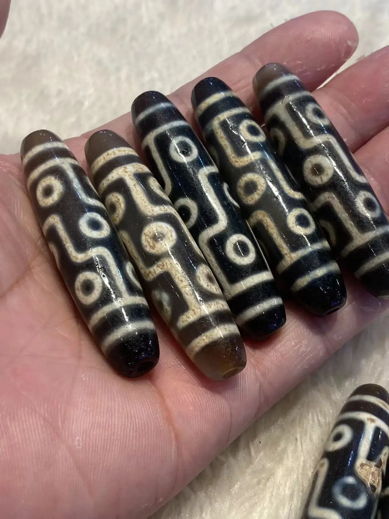 50pcs/lot Natural Nine Eyes Pattern Old Agate Dzi Loose Beads Wholesale Black and white Large size Weathering lines diy Bracelet