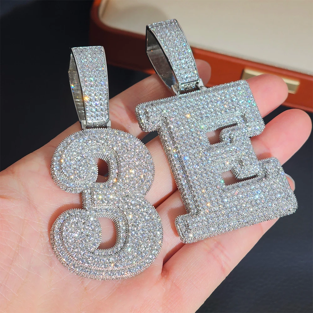 

Custom Bling CZ Letter Alphabet Pendant Full Iced Out Cubic Zirconia Hiphop Jewelry Trendy Exquisite Personalized Charms