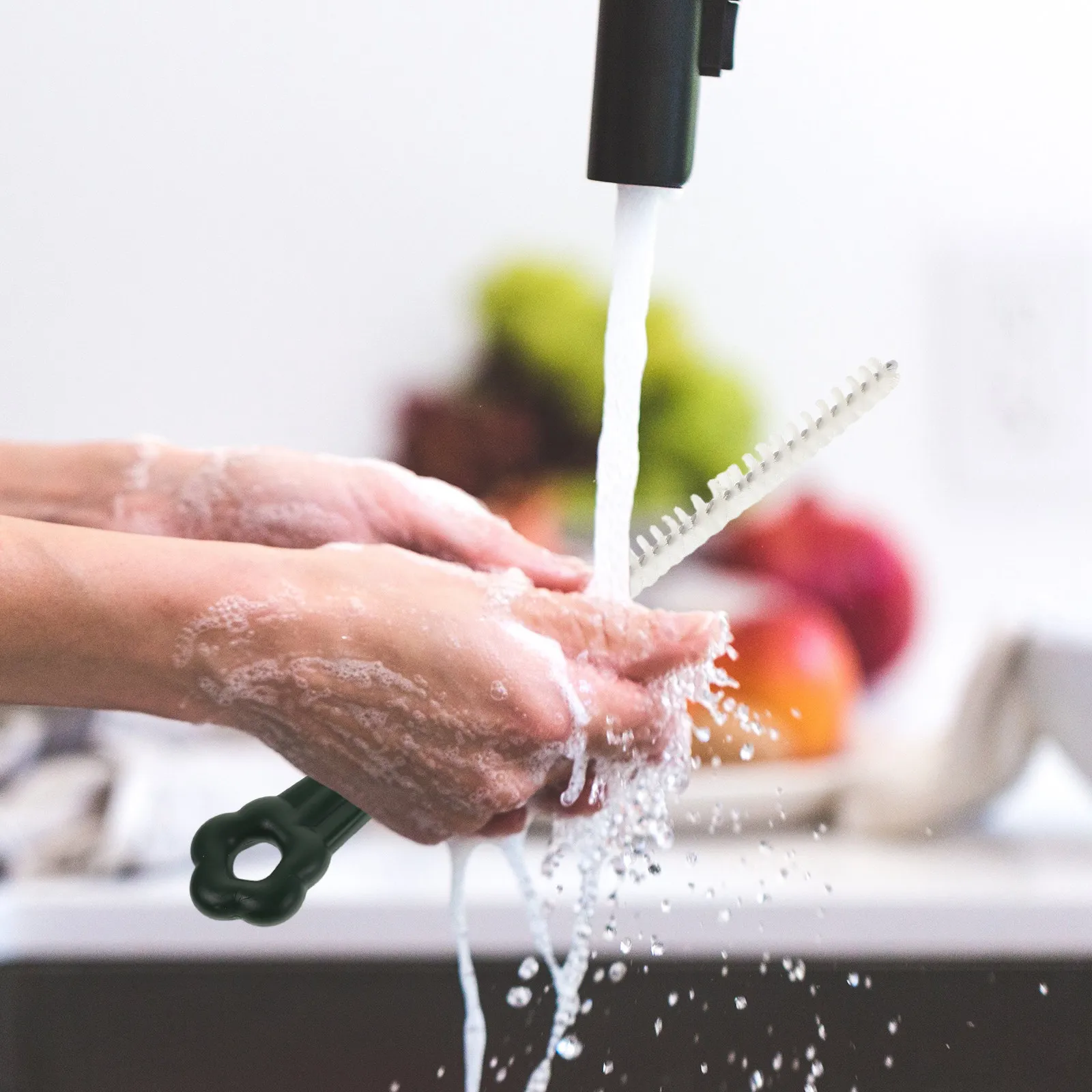 Long Tube Cleaning Brush for Bottles, Straws & Spouts – Flexible with Soft Bristles, Deep Clean Narrow Spaces