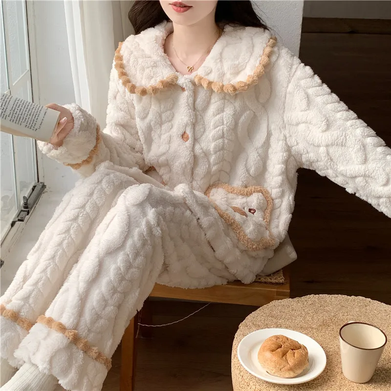 طقم بيجامة نسائي من الصوف المرجاني ملابس نوم شتوية دافئة مبطنة بالصوف ملابس نوم مريحة من الفلانيل ملابس منزلية ملابس نوم مريحة