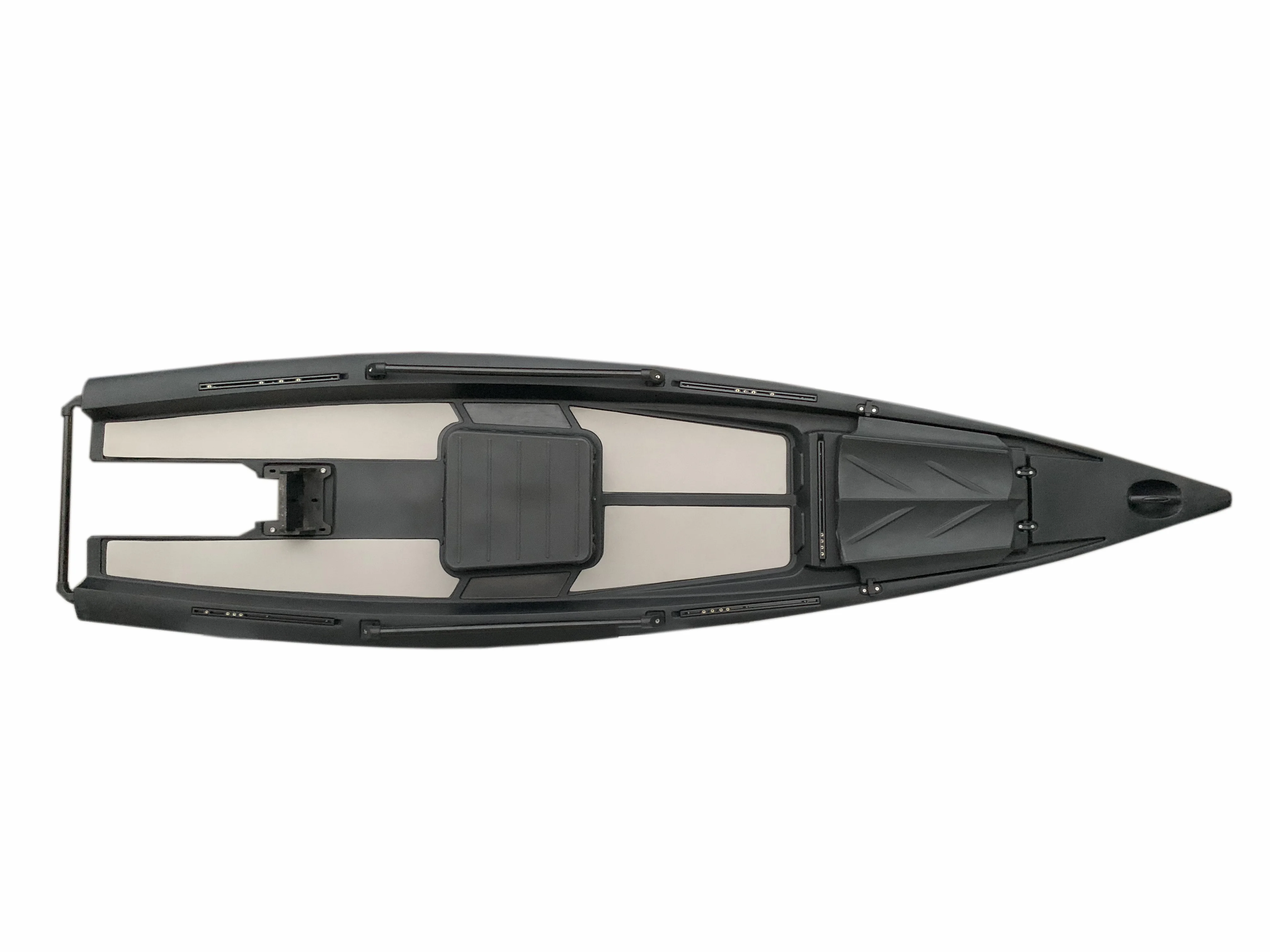 

Fishing canoe/kayak with electric motor