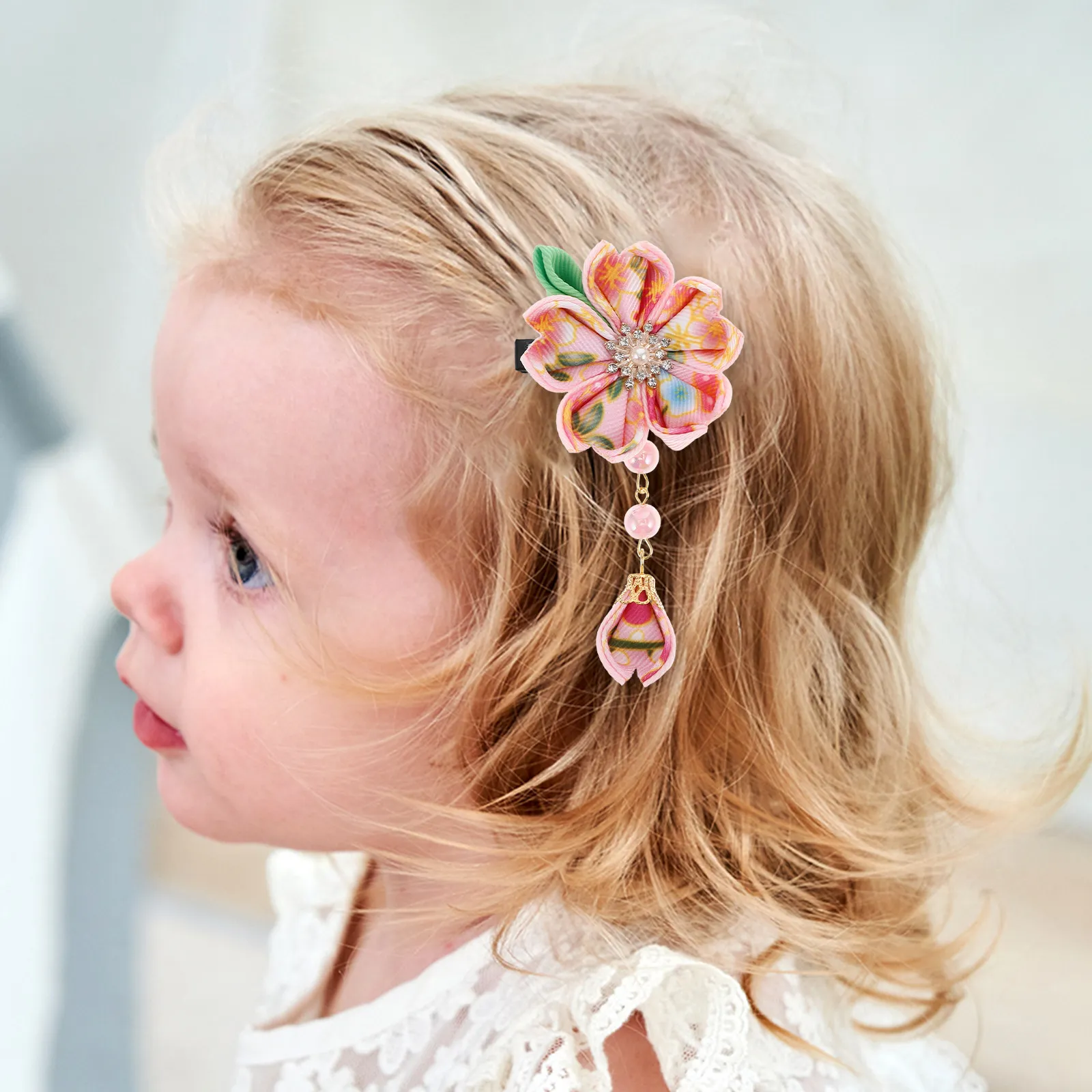 2Pcs Flower Hair Clips Japanese Kimono Style Kids Hairpins with Delicate Tassels Traditional Elegance for Cultural Events