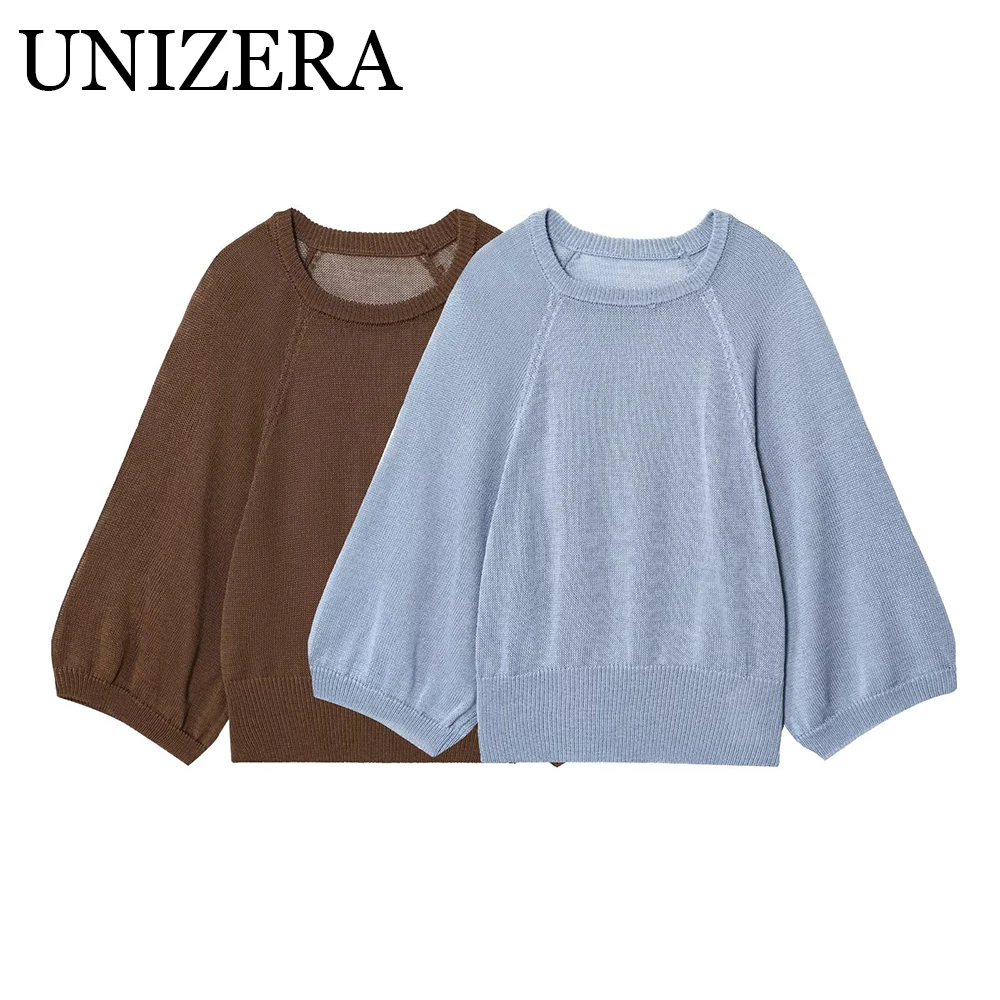 

Autumn new fashionable round neck shoulder inserted seven quarter wide sleeved knitted sweater casual versatile top