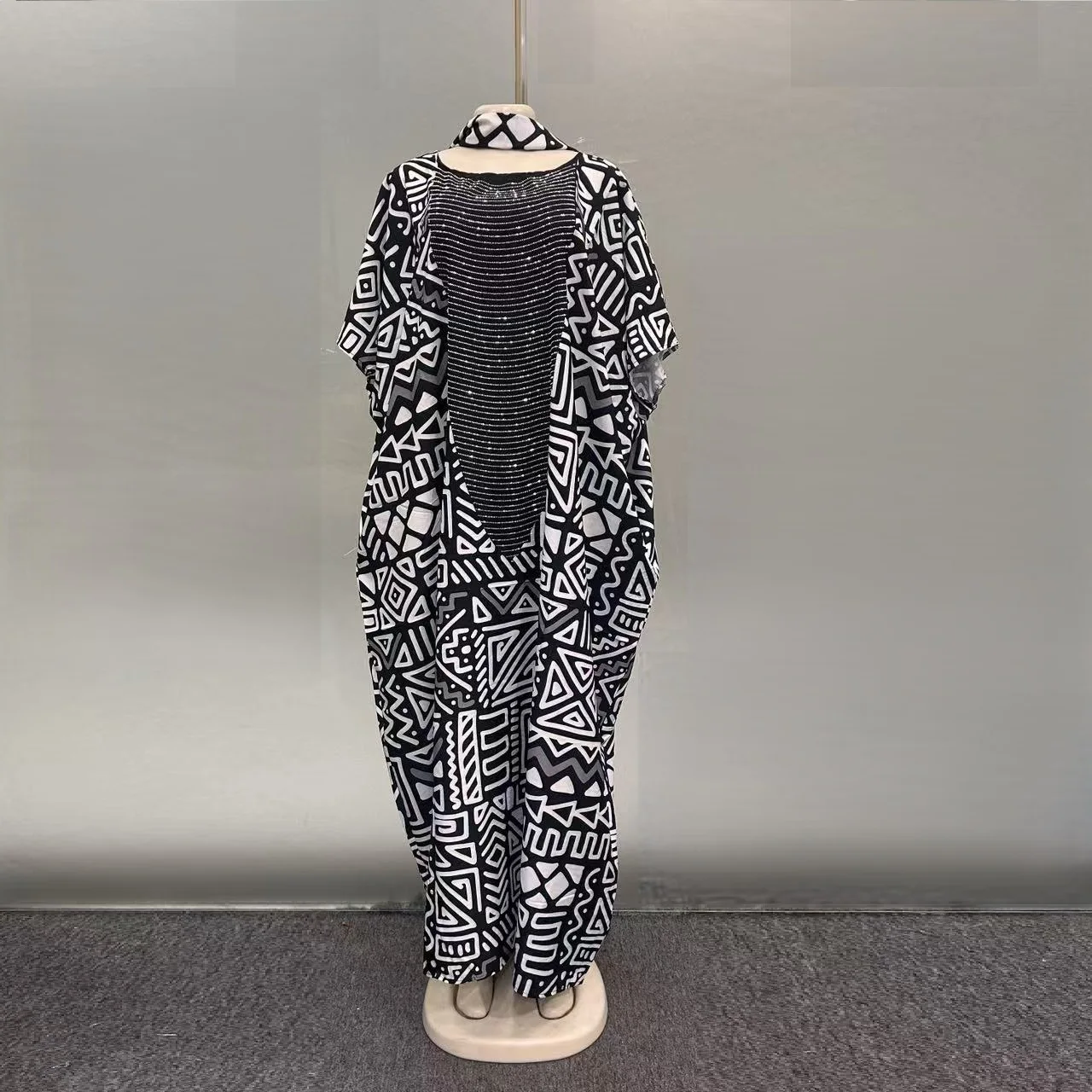 2025 موضة الساخن الماس جيب الثقيلة الزينة الشرق الأوسط فضفاض الأفريقي طباعة المرأة أحدث فستان مسلم طباعة المرأة