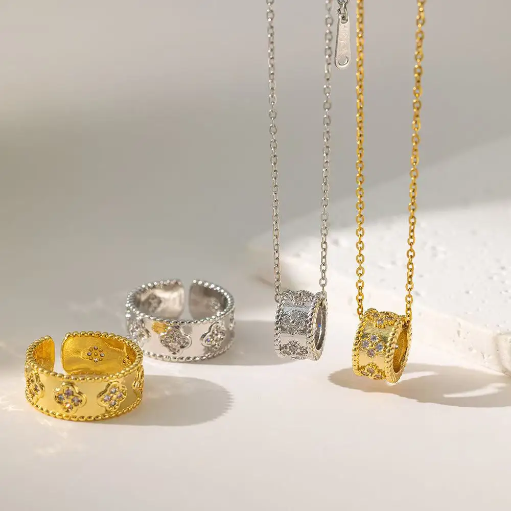 

Kaleidoscope copper plated with real gold titanium steel necklace for women, no color fading, high-end and simple accessories