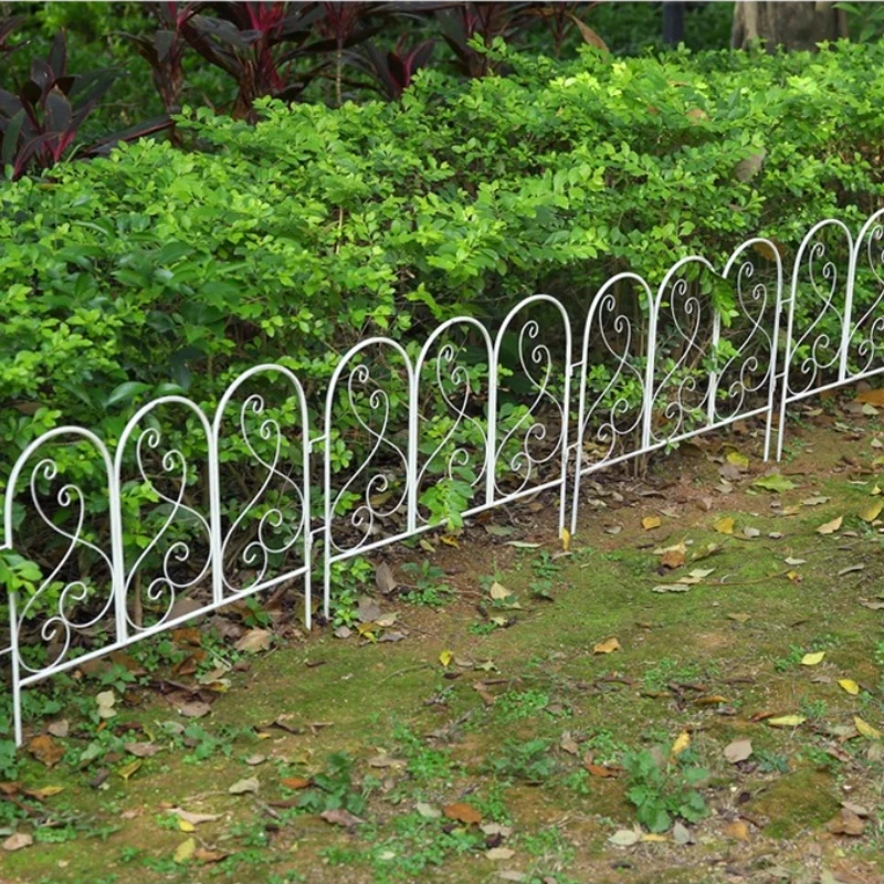 4 PCS Do Old Iron Fencing Rustic Garden Trellis Vintage Flower Bed Border for Climbing Plants Decorative Metal Yard Partition
