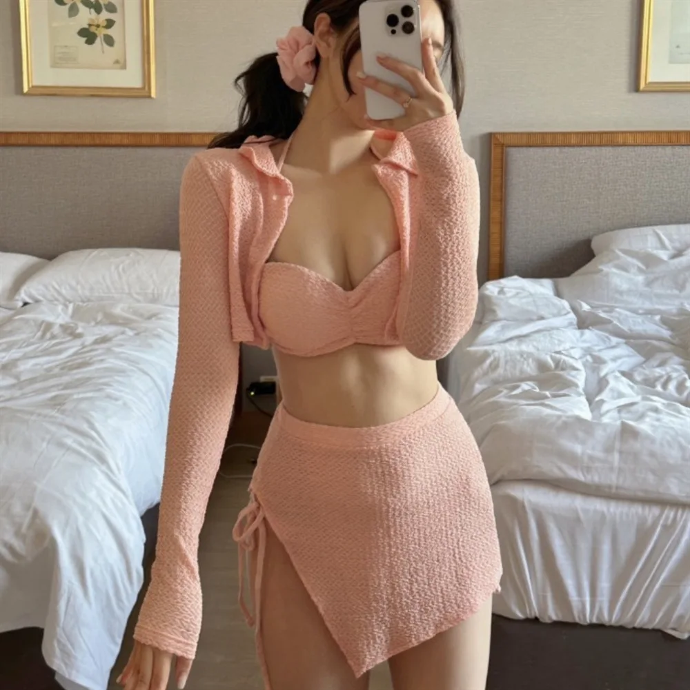 Sexy Korean Fashion Pink Bandeau Bikini Sets 4 Pieces Long Sleeve Swimsuit with Mini Skirt Swimwear Beach Bathing Suits Biquini