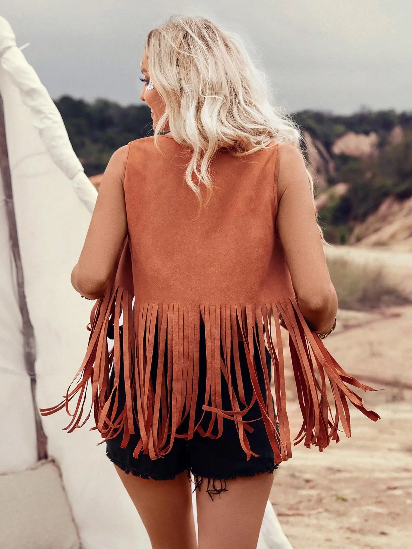 Women's Solid Color Studded Decor Fringe Trim Jacket, Casual Fashion Open Front Sleeveless Outerwear for Daily Outdoor Wear