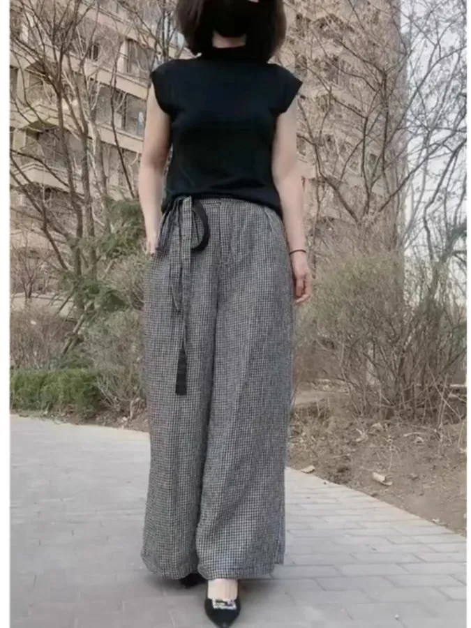 Szerokie spodnie damskie z wysokim stanem, luźny krój, bawełna i len, w kratę, artystyczne, proste, codzienne, wyszczuplające.