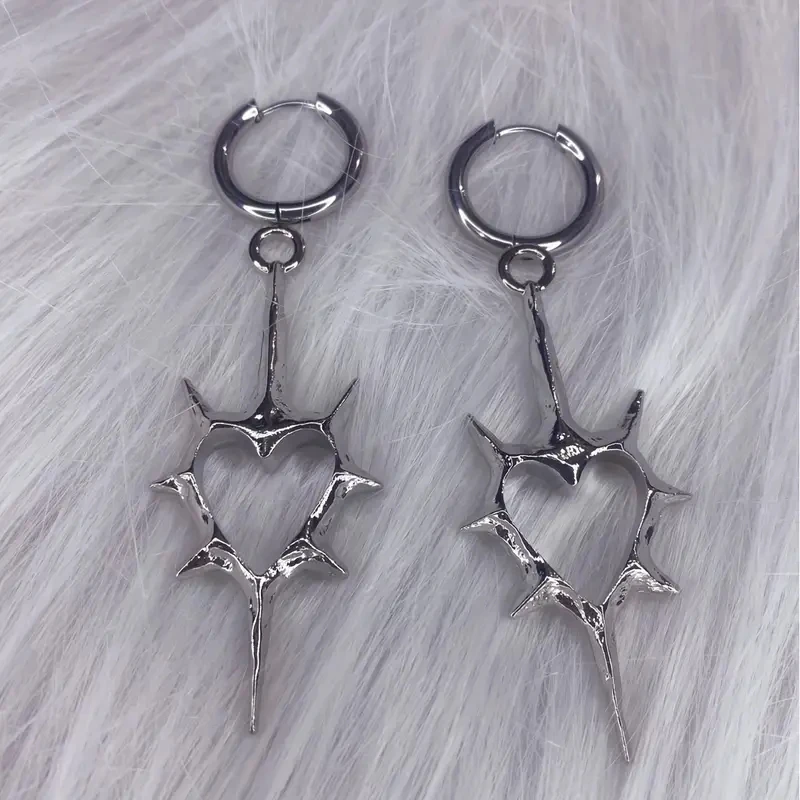 Goth Thorn Heart Earrings Korean Fashion Cross Earrings for Women Punk Charms Earring Grunge Jewelry Hip Hop Vintage Accessories