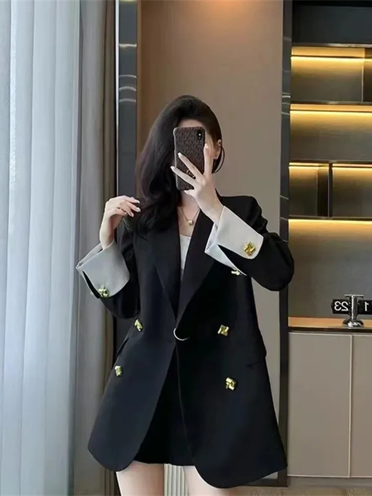 2025 New Popular Korean Hepburn Style Black and White Patchwork Blazer Coat Long Sleeved Top For Women