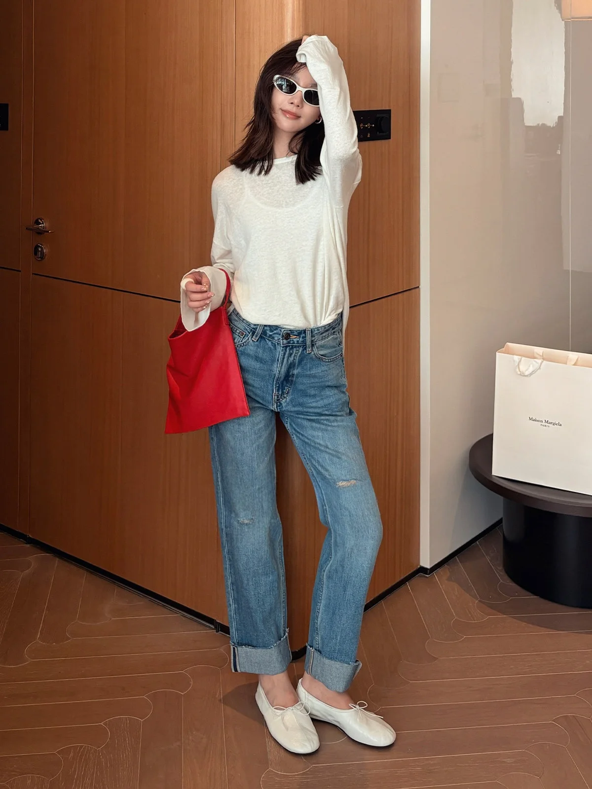 

Zone Spring Blue Hole Denim Jeans Women's Slim Fit Straight Leg Casual Style Natural Waist Zipper Pocket Spring Breakout