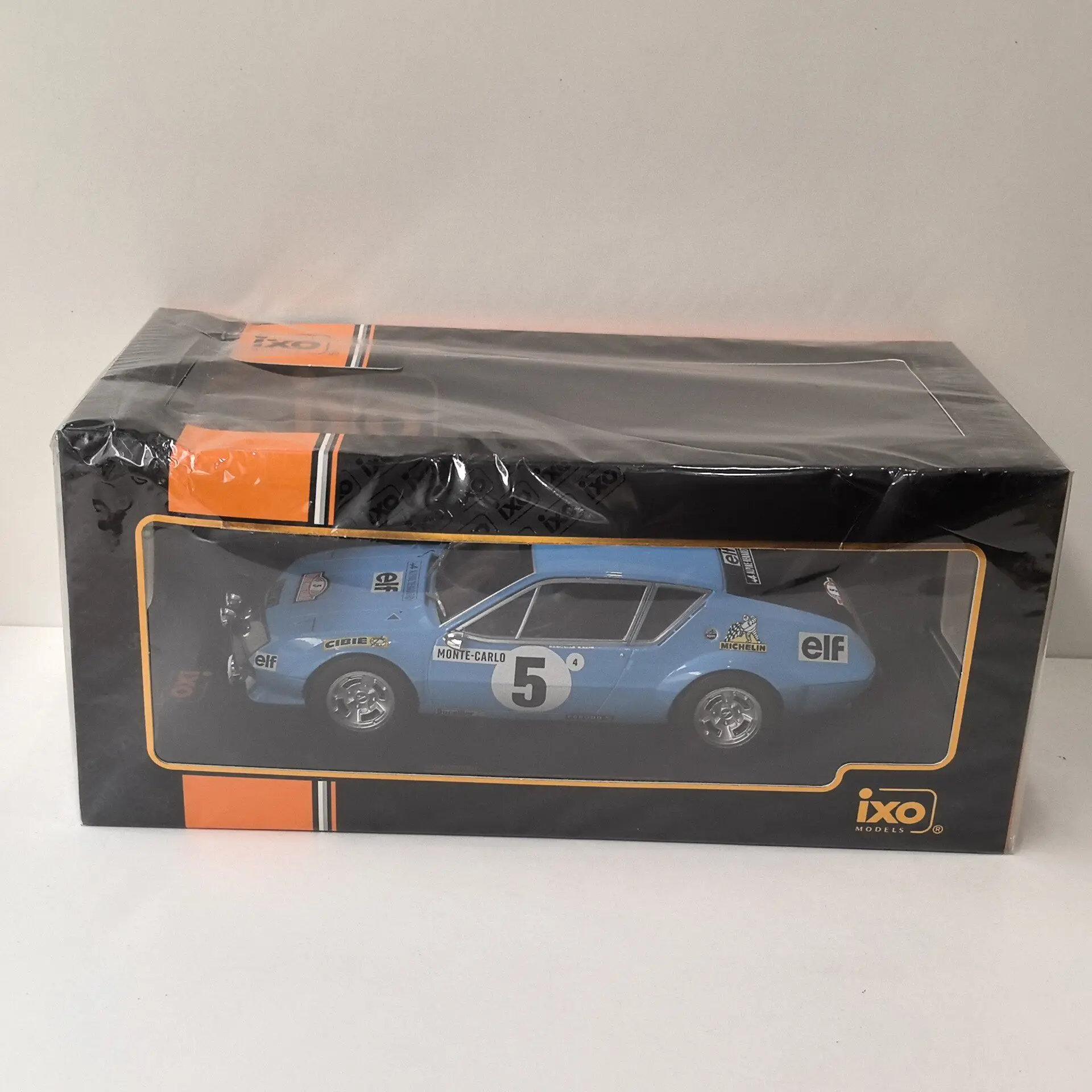 

Box Deformation Diecast IXO 1/18 Scale RENAULT ALPINE A310 1975 #5 V6 Alloy Car Model
