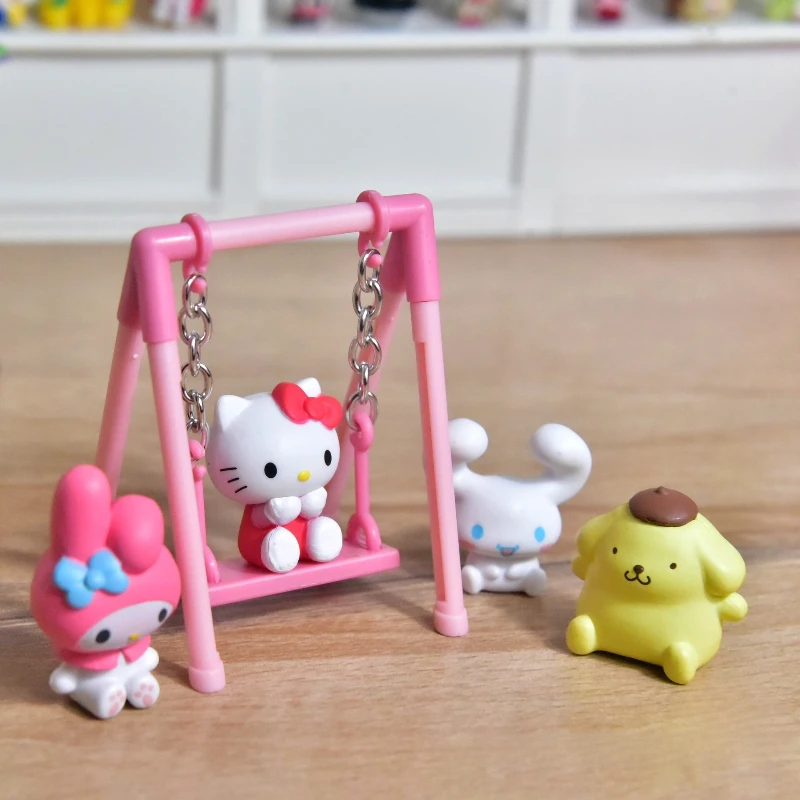 Juguetes de dibujos animados Gashapon Sanrio Hello Kitty Pom Purin Cinnamoroll My Melody Swing colección de figuras de acción ornamento regalos para niños
