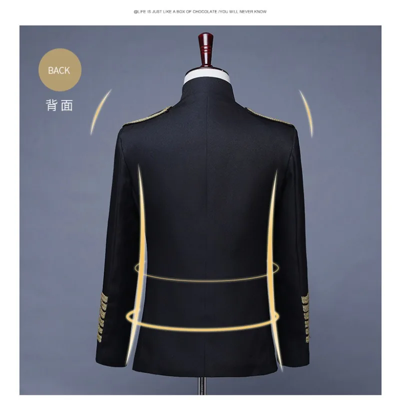 السترة الرجال ازياء موحدة ملهى ليلي DJ الأسود والأحمر المحكمة الأوروبية شهم الزي العسكري بار زي للعرض