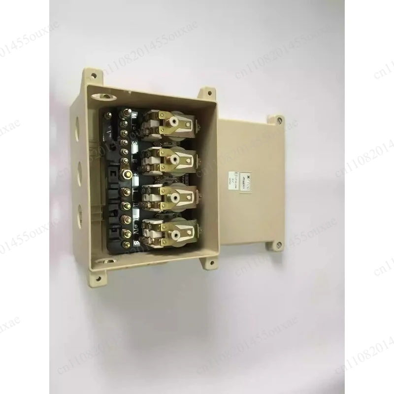 12V Retarder Relay Control Box JD331121 Fit RV Medium Bus Sanitation Vehicle Special Tow Truck