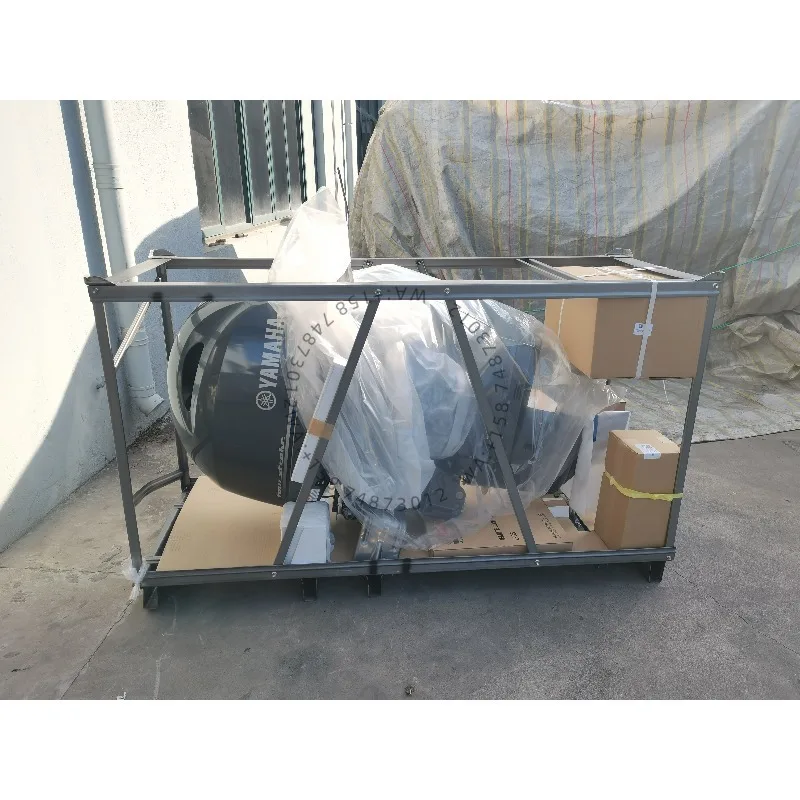 Nowy silnik zaburtowy Suzuki DF4A, czterosuwowy.