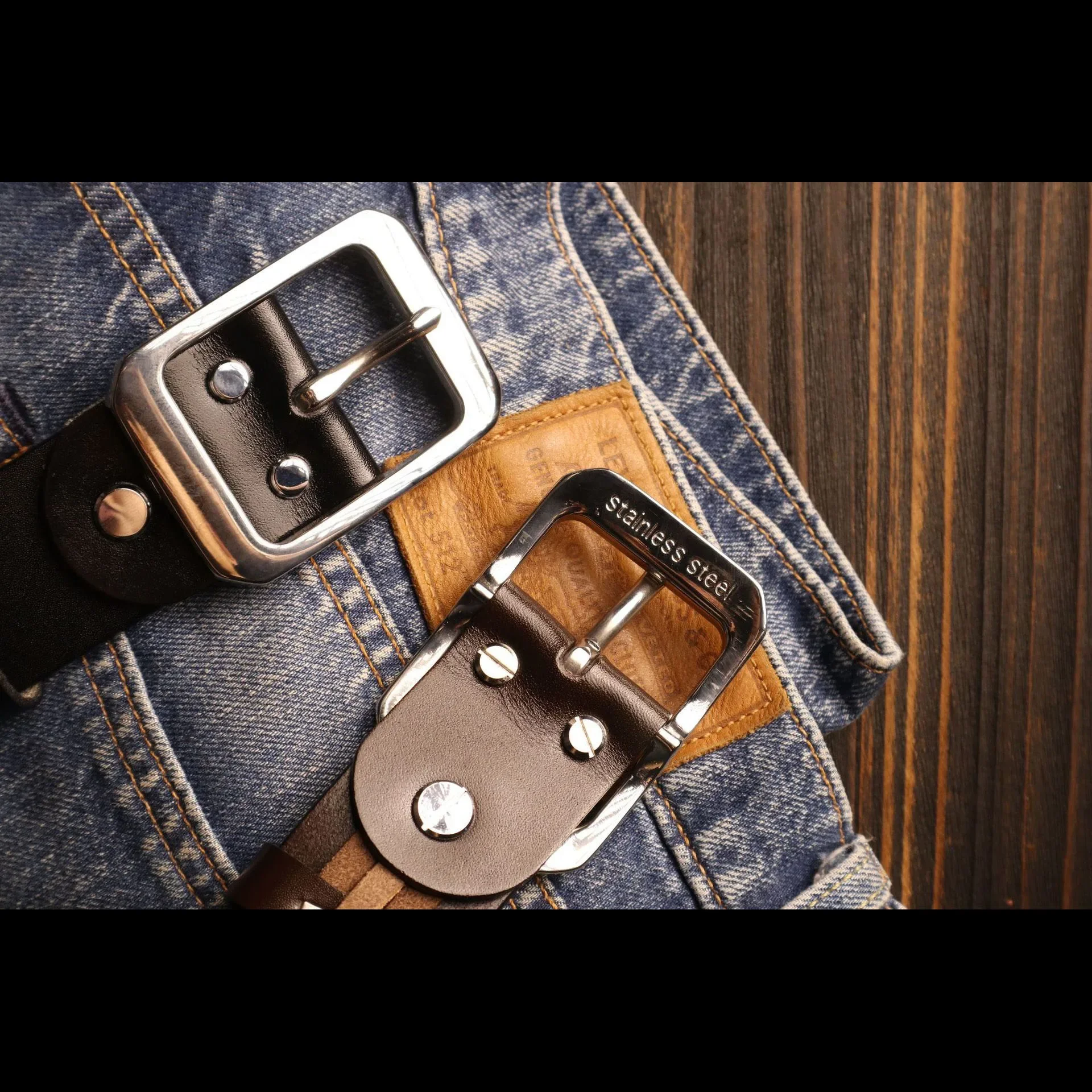 ファッショナブルなステンレススチールバックル、ビジネス＆カジュアルメンズ牛革トップグレイン本革ベルト、幅38mm