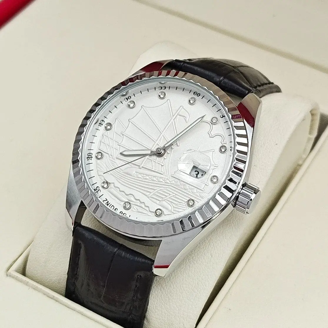 

Новые деловые мужские часы Diary Series, циферблат парусника, задняя крышка корпуса со скелетом, водонепроницаемый дисплей календаря, кожаный ремешок, европейский и американский стиль, элитная, легкая роскошь, модные, простые, уникальные, универсальные, к