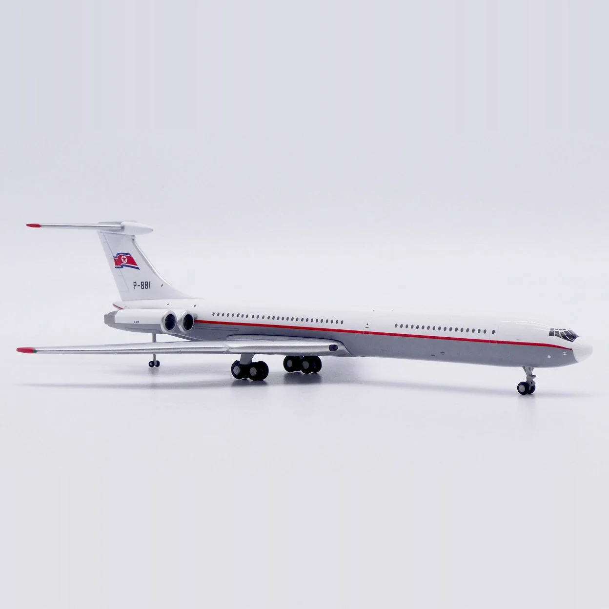 

Литой под давлением масштаб 1:400 XX40216 Корейский воздушный IL62 IL-62M P-881 Моделирование самолета Готовая игрушка из сплава