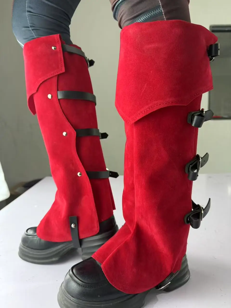 ハロウィン中世ブルーバイキングレギンス海賊ブーツロングブーツカバーコスプレブーツカバーラバー靴カバーロールプレイ機器