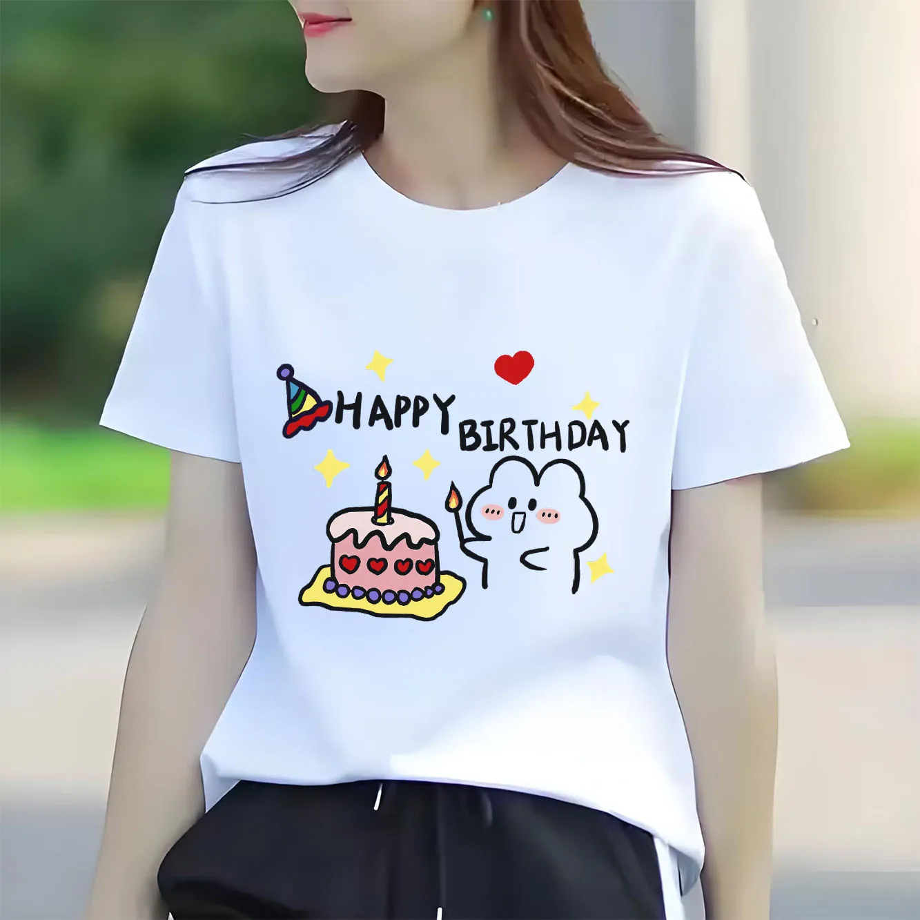 ハッピーバースデープリントTシャツ カジュアル半袖 四季に適したファッション 多用途なホリデー レディースTシャツ