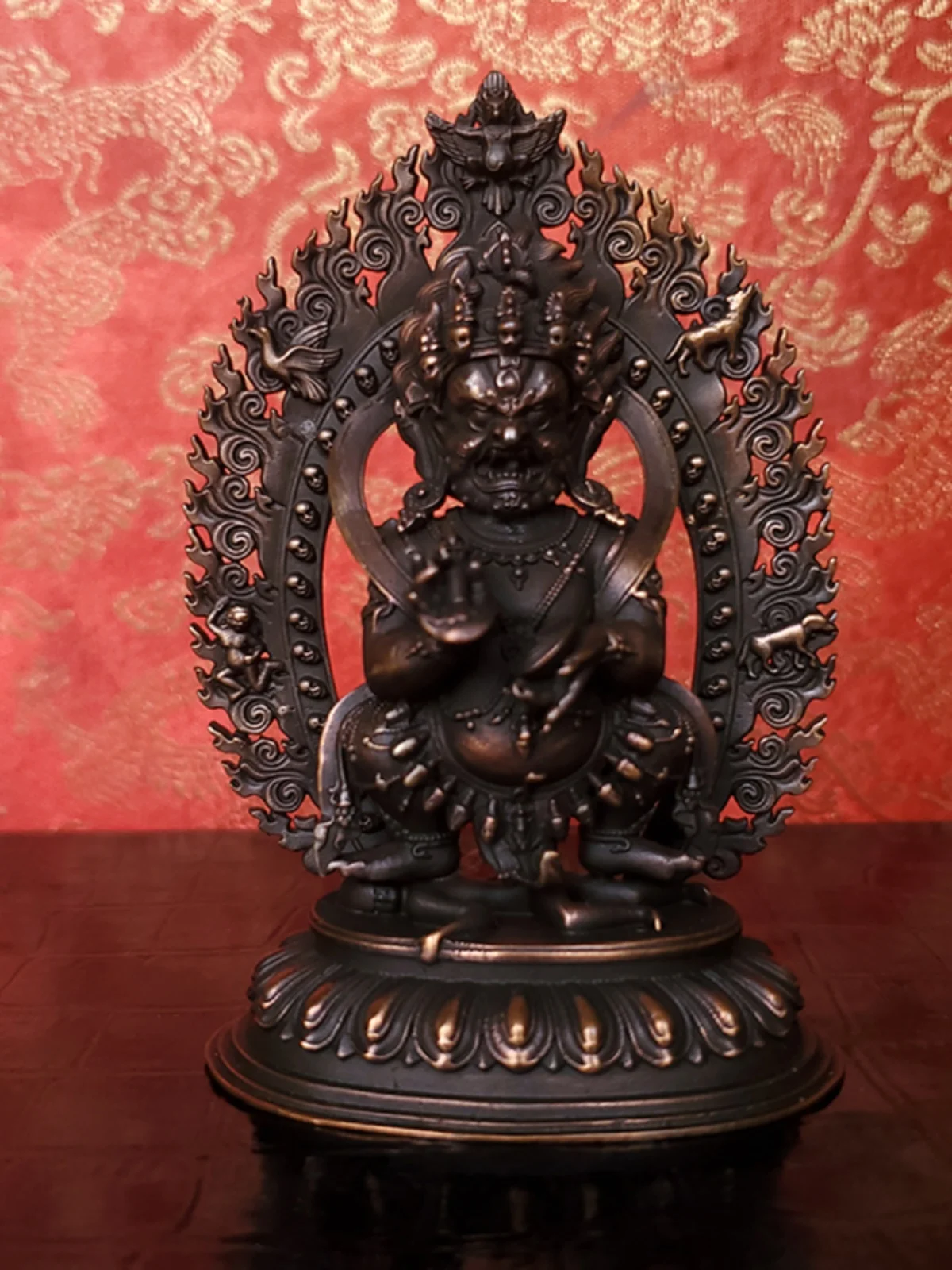 Tibetan copper Seiko big black sky Buddha statue two arms Mahagala portable Dharma protector ornament, God of Wealth home offeri