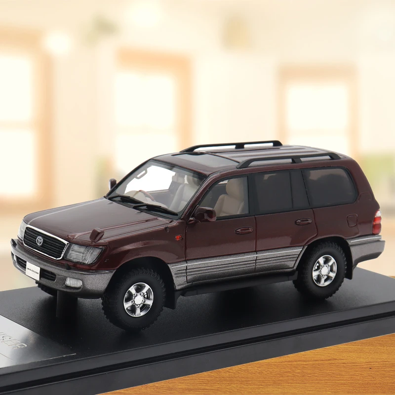 1/43 Scale Resin Die-casting Model For (2000) LAND CRUISER Classic Vehicles Car Model Toy Collection Decoration Gift