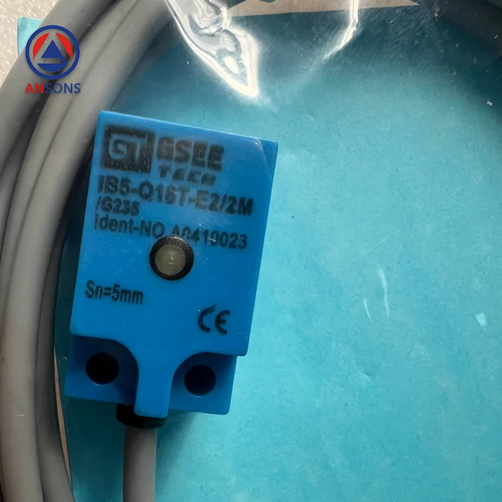IB5-Q18T-E22M Elevator Leveling Sensor Proximity Switch U-Shaped Ansons Elevator Spare Parts