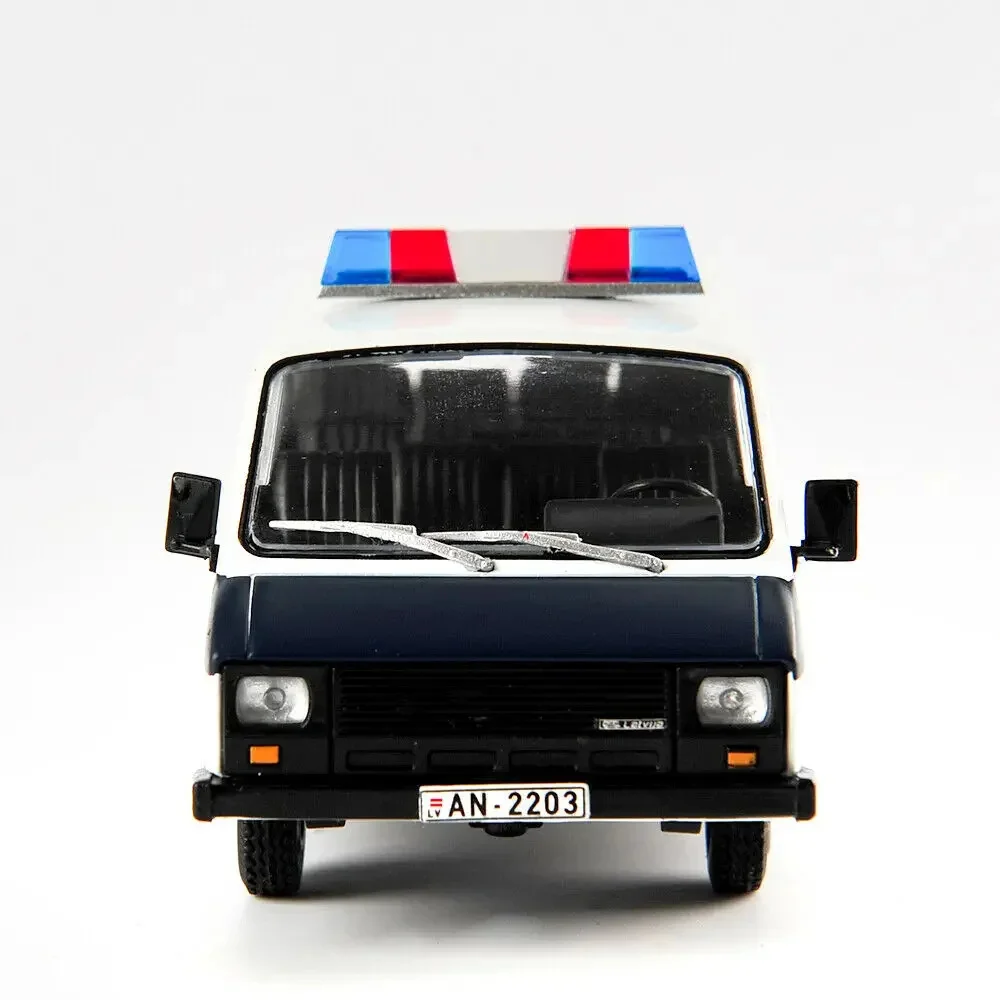 Collectible 1/43 Alloy Diecast Model RAF-22038 Polices Car Russian Raf Car Ambulance Vehicles for Gifts