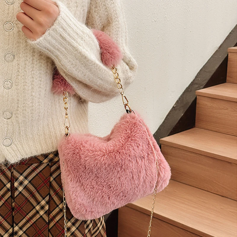 

New Fashion Women Handbags Winter Furry Ladies Soft Plush Clutch Purse Shoulder Bags Fashion Female Crossbody Messenger Bag