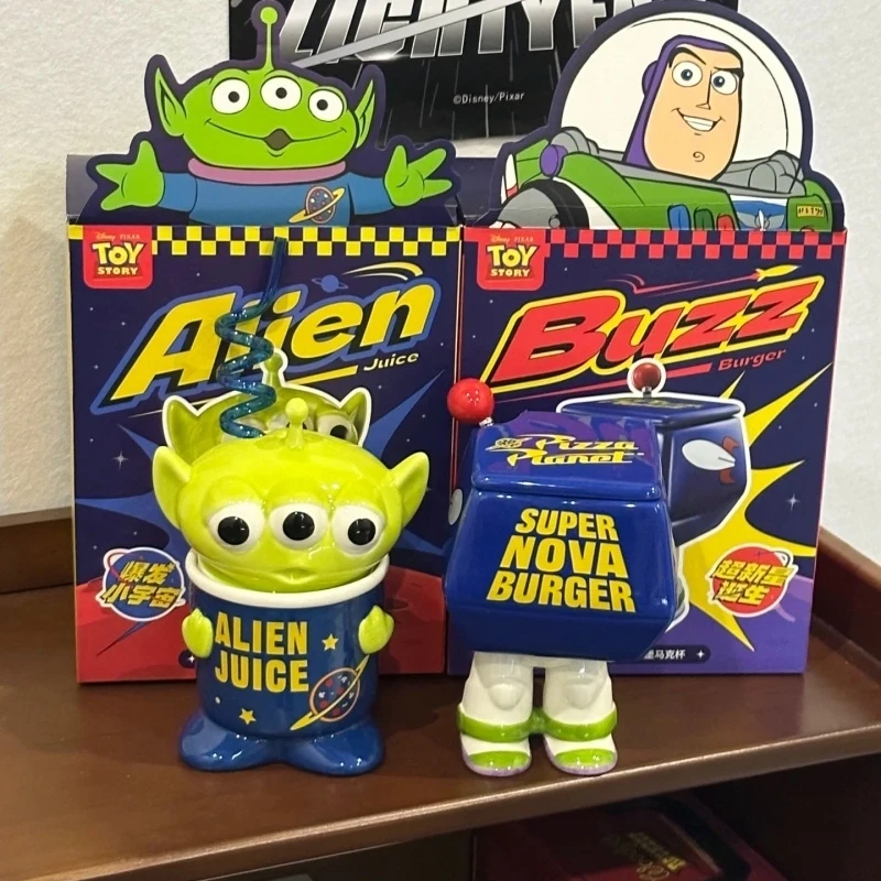 

Новая история игрушек Базз Лайтер, кружка для мальчиков, кукла-инопланетянин, керамическая чашка, украшение для чашки с водой, периферийные товары, кофейная чашка, подарки