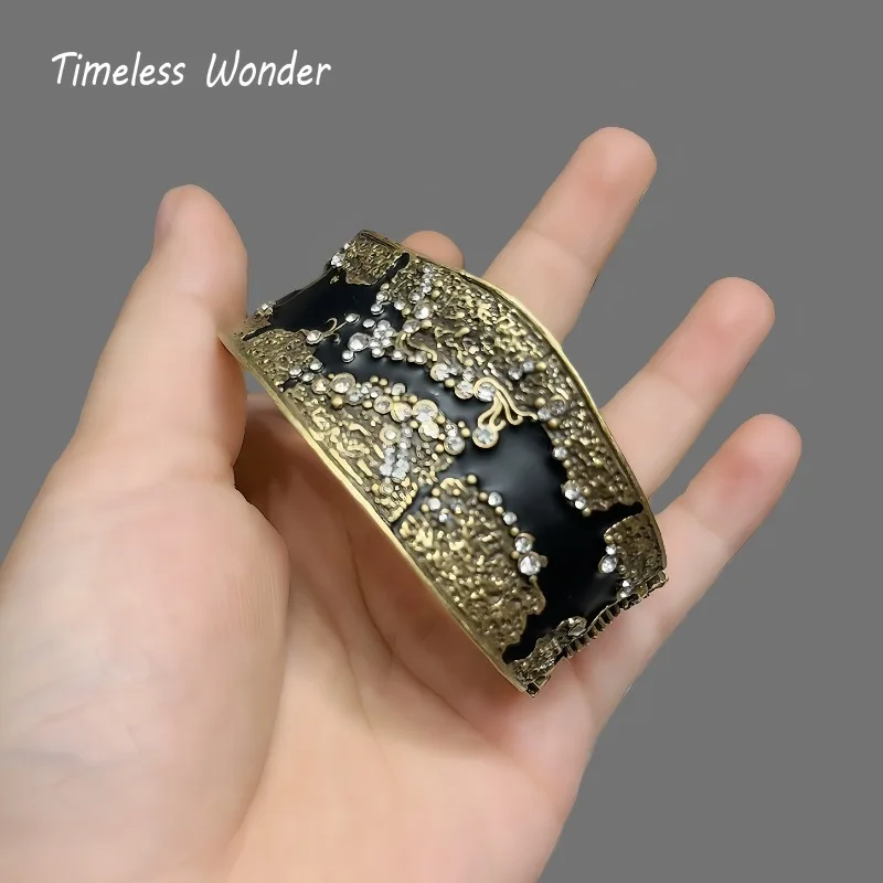 

Timeless Wonder Retro Zircon Geo Hammered Spring Bangle Women Designer Jewelry Runway Luxury Rare Top Vintage 1151