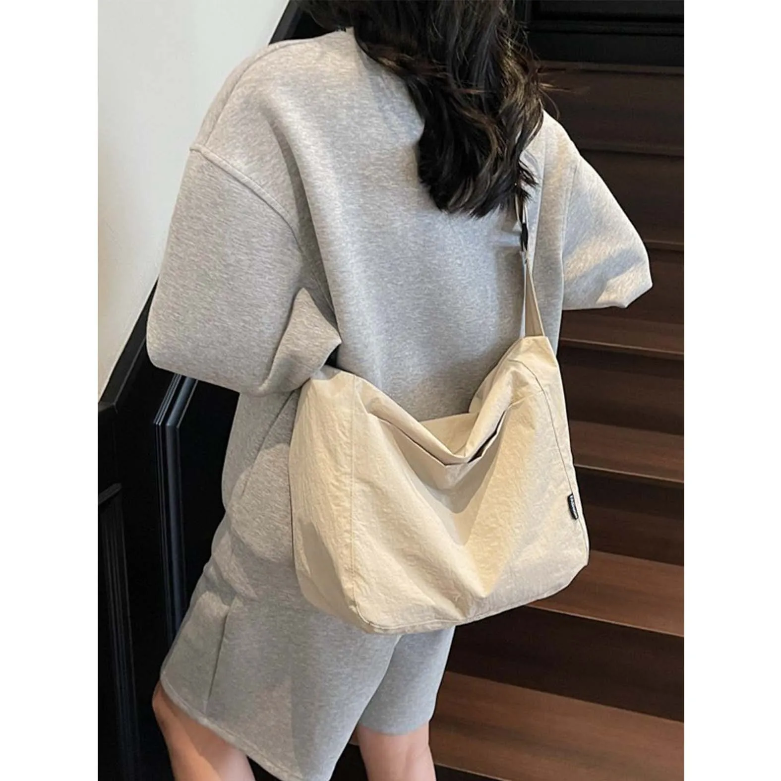 

Canvas bag,women's large capacity 2025 new autumn and winter versatile shoulder crossbody bag cloth bag class commuting tote bag
