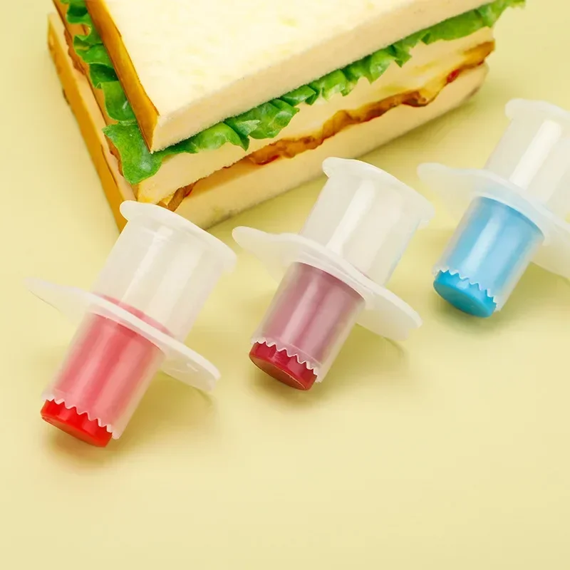 1PC Kitchen Cake Tools Cupcake Muffin Cake Corer Plunger Cutter Pasty Decorating Divider Mould