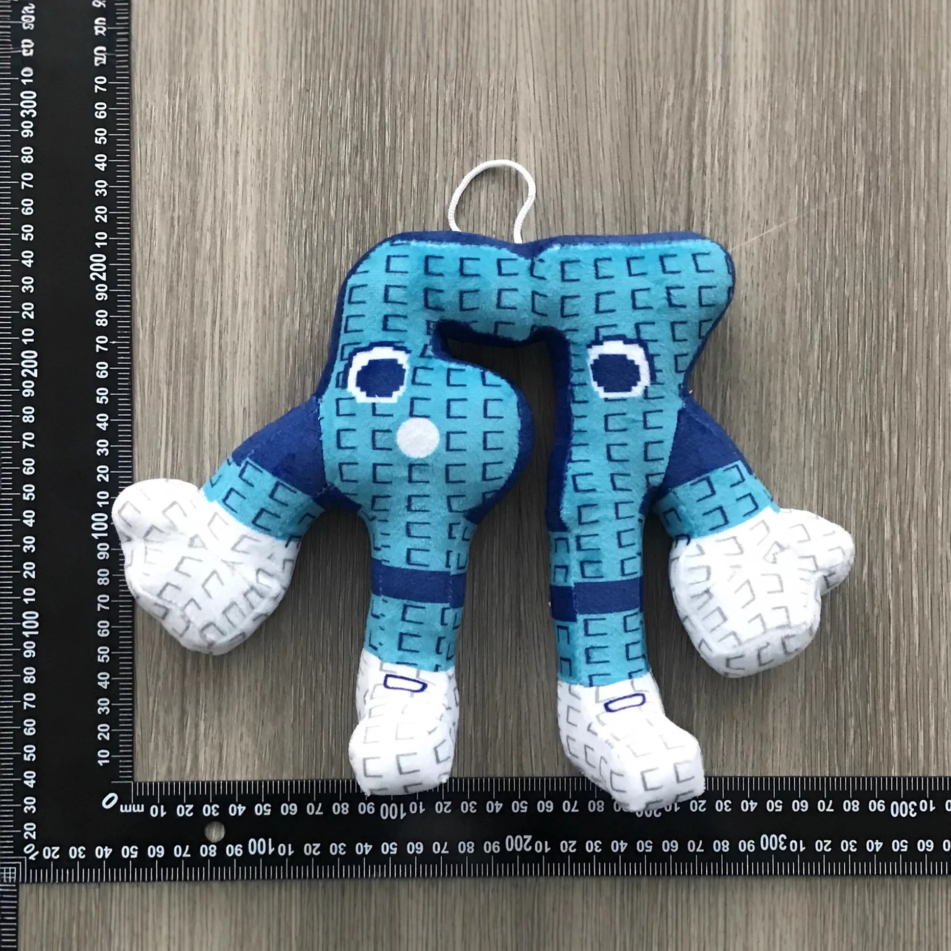 HIT SPRZEDAŻY! Pluszak Jandel Anime Jandel Giant Toriel No. 67 Niebieska Pluszowa Zabawka Czerwony Kapelusz Czarna Małpa prezenty świąteczne dla dzieci