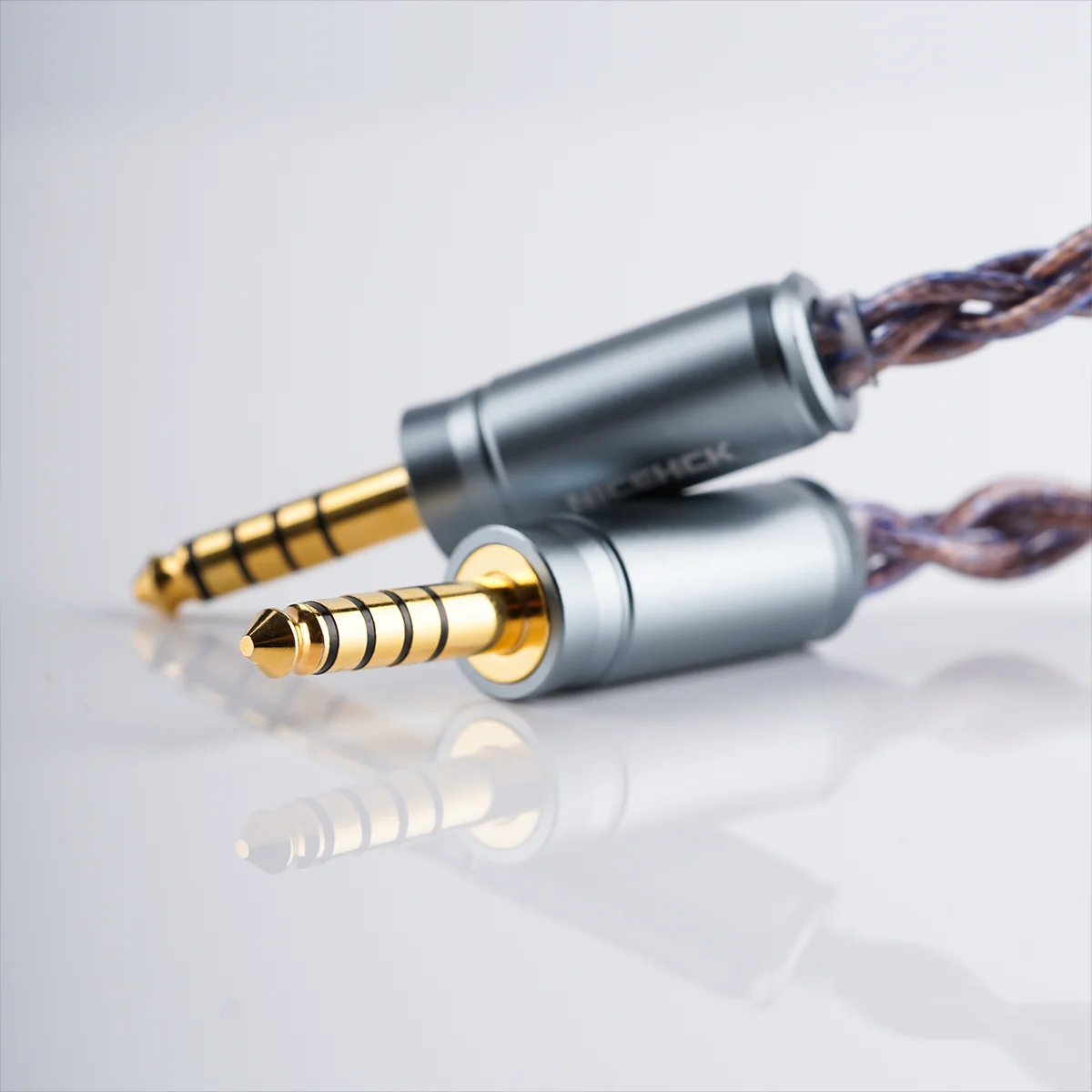 NICEHCK CometMini Audio IC Cable 8N Conductor de alta pureza Actualización de auriculares 17,5AWG Cable chapado en oro OFC 4,4 mm Enchufes equilibrados
