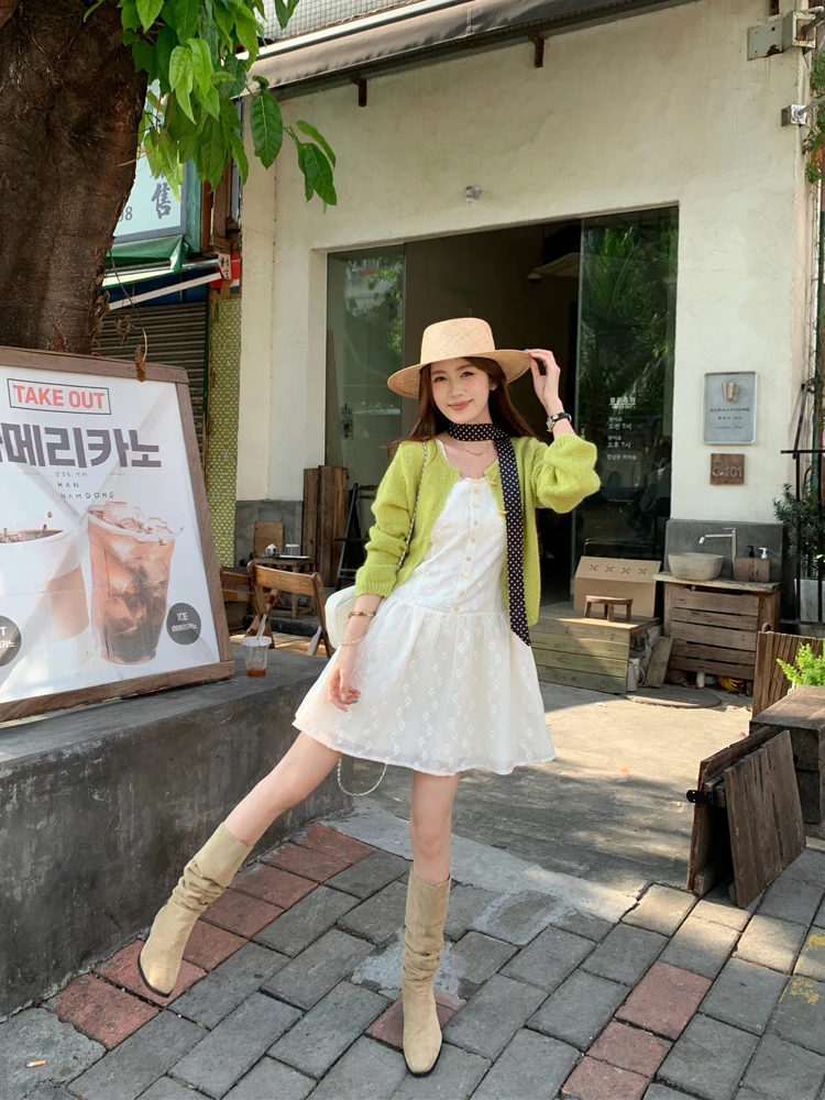 

Elegant Embroidered Lace Vest Dress Polka Dot Sash Knitted Open Cardigan Women's Fashion Set Spring 2026 New Arrival